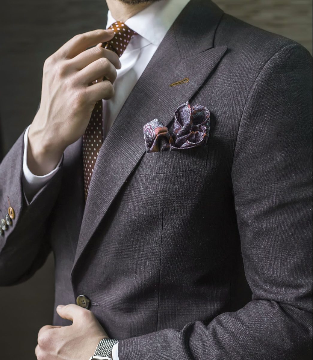 The Advantages of a Silk-Blend Suit