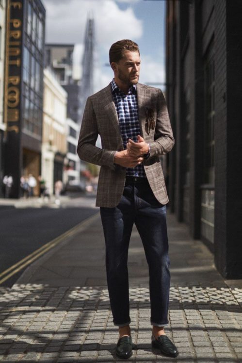 Guide To Buying Tailored Suits For Tall Men | Senszio