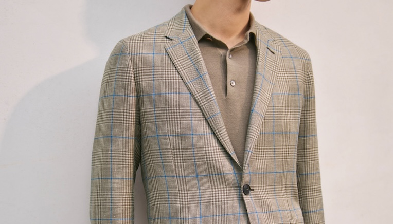 Custom Tailored Sport Jackets by Senszio from the finest Italian mills