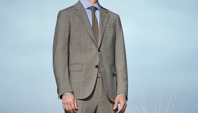 Browse the finest in mens custom suit tailoring at a Senszio trunk show at a city near you